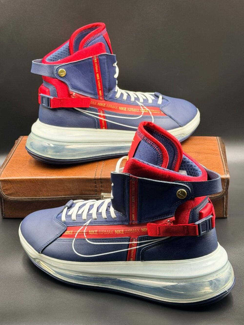 Nike Air Max 720 Saturn 'Midnight Navy'